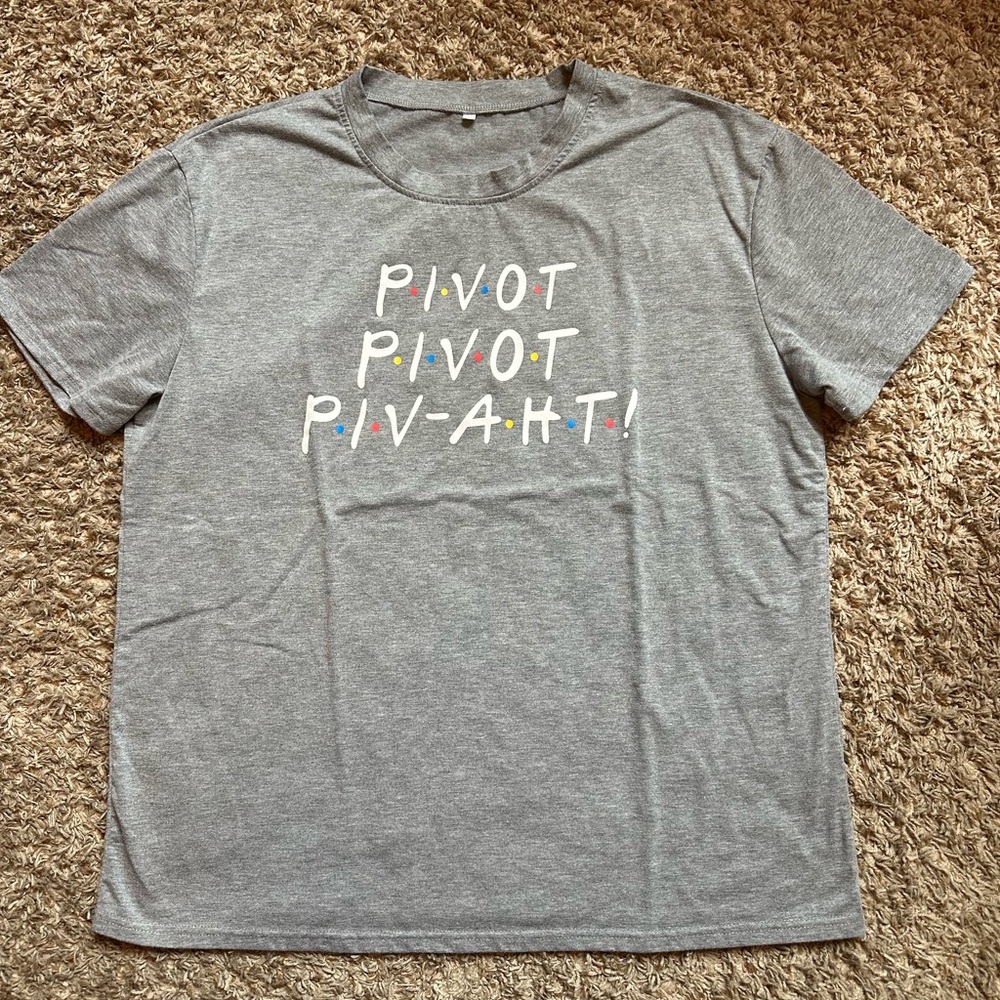 Women’s FRIENDS TV ‘Pivot’ Tee; Gray; Size 2 XL